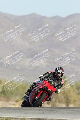 media/Dec-01-2025-Moto Forza (Mon) [[2daa91e15f]]/2-Intermediate Group/Session 2 Turn 9 Entry/